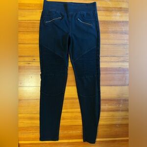 American Eagle Skinny Leg black pants